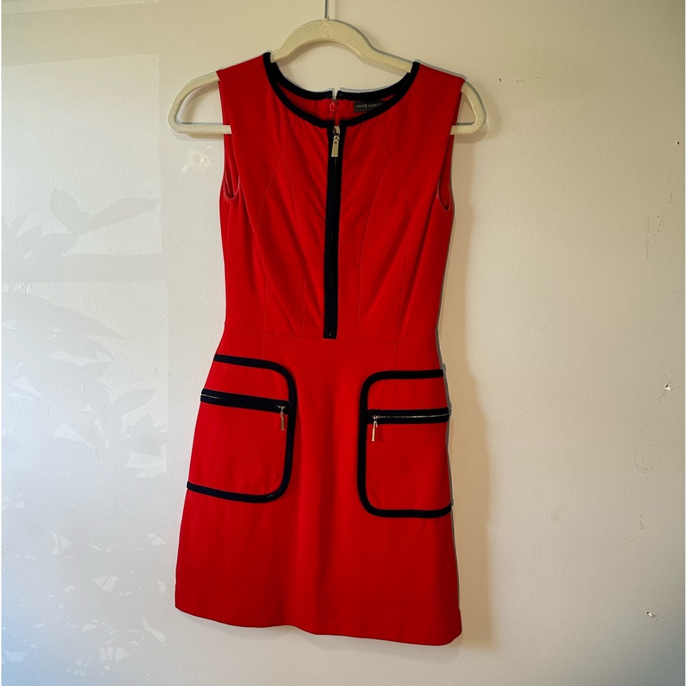 Red Antonio Melani Mini, Sleeveless dress with navy accents